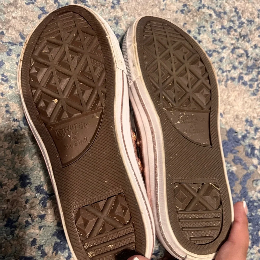 Converse Chuck Taylor Rose Gold Glitter Low Top Sneakers Kids Size 3